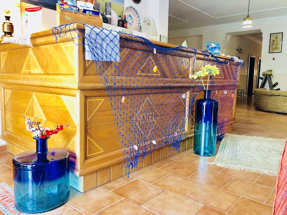 Hotel Oasi Da Paolo Castelluzzo Luaran gambar